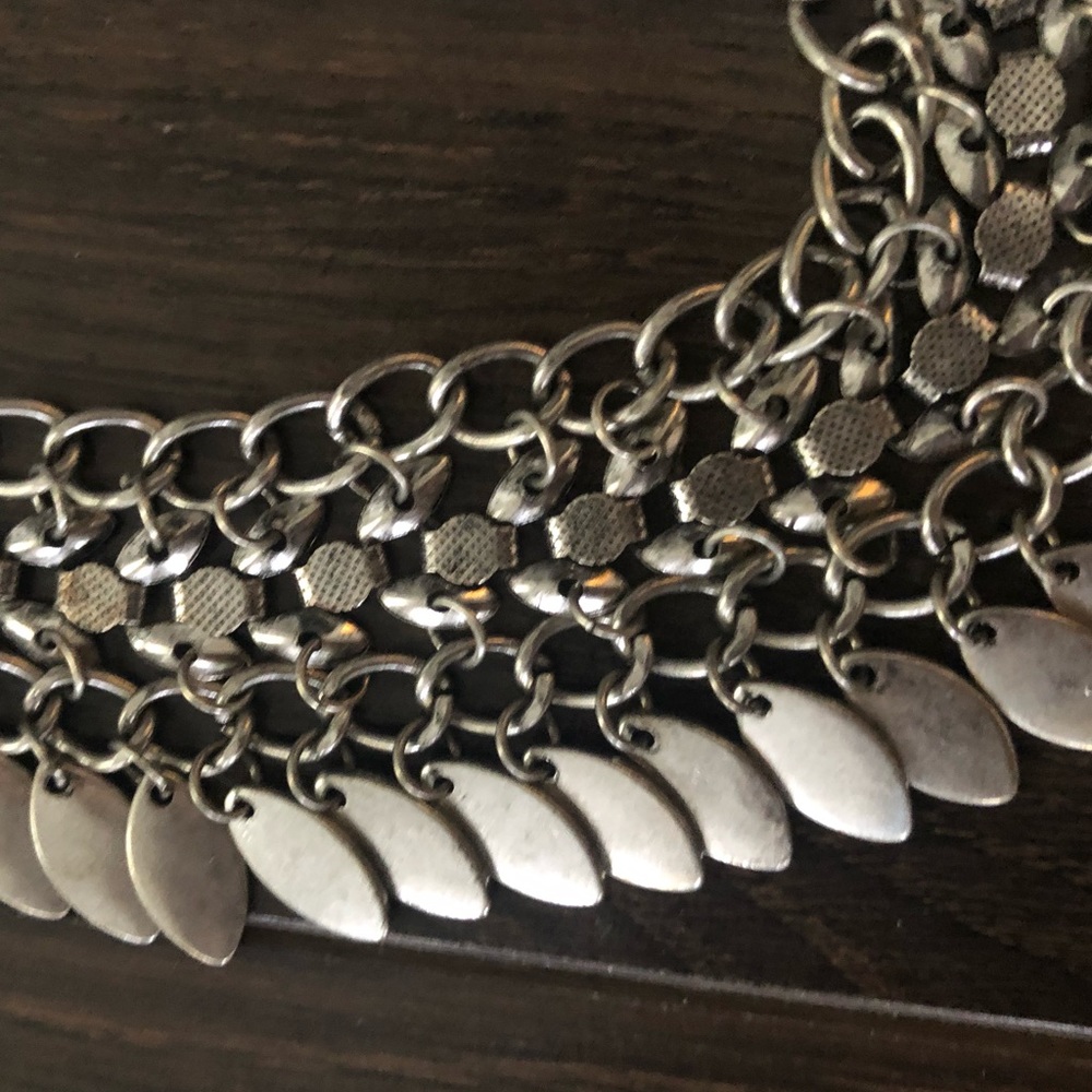 ABERCROMBIE STUNNING NECKLACE!! - Picture 3 of 5